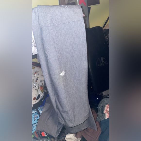 FIG set - Picture 3 of 3